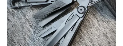 WETACTICS Guardian 16-in-1 Multitool with all tools deployed